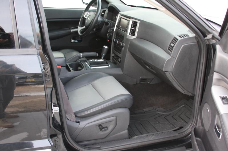 Jeep Grand Cherokee Laredo 4WD 2010