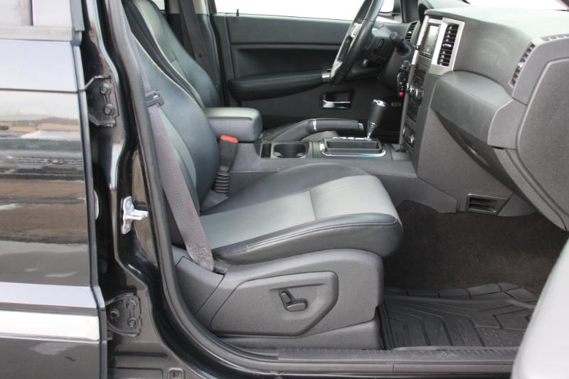 Jeep Grand Cherokee Laredo 4WD 2010