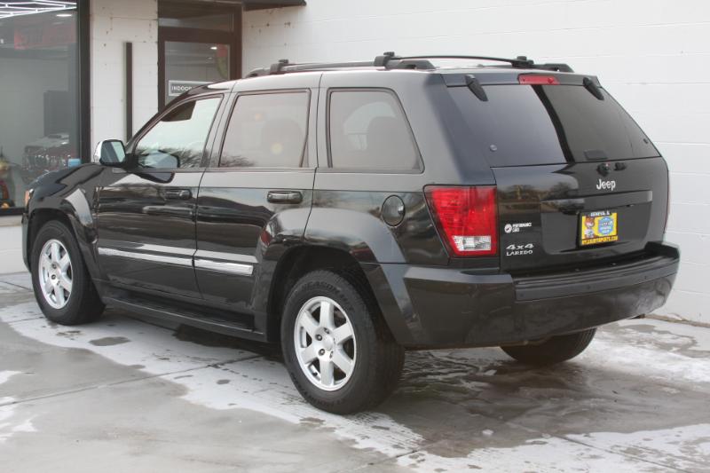 Jeep Grand Cherokee Laredo 4WD 2010