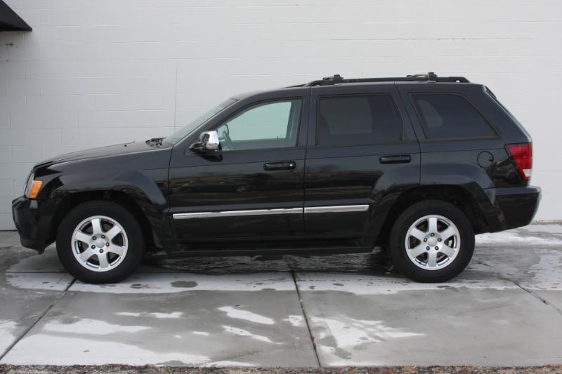 Jeep Grand Cherokee Laredo 4WD 2010