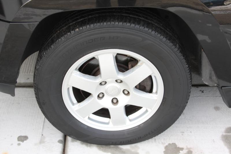 Jeep Grand Cherokee Laredo 4WD 2010