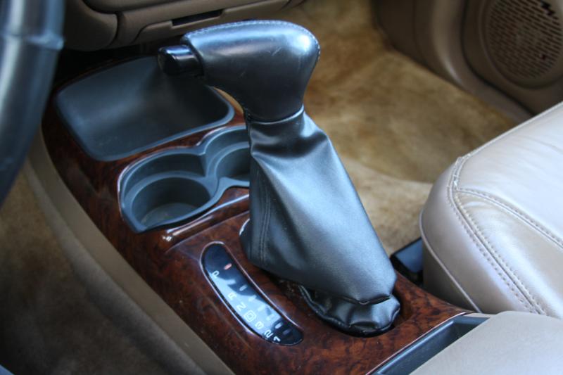 Oldsmobile Bravada AWD 2000