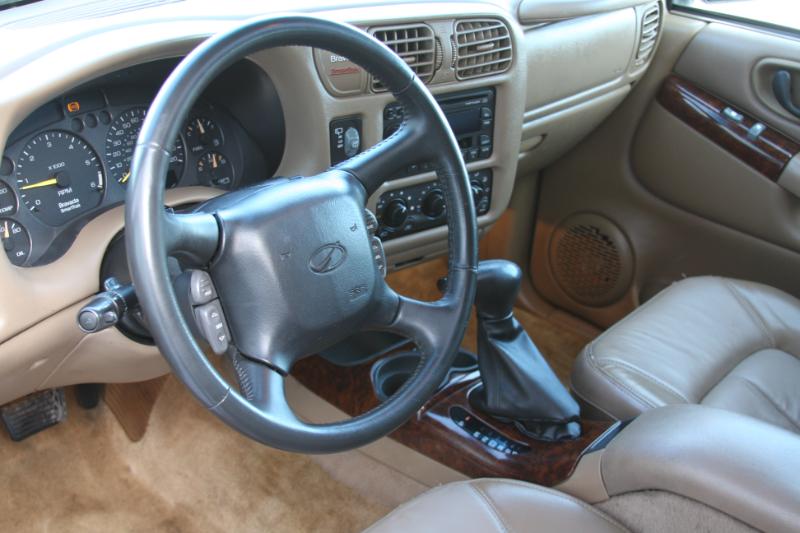 Oldsmobile Bravada AWD 2000