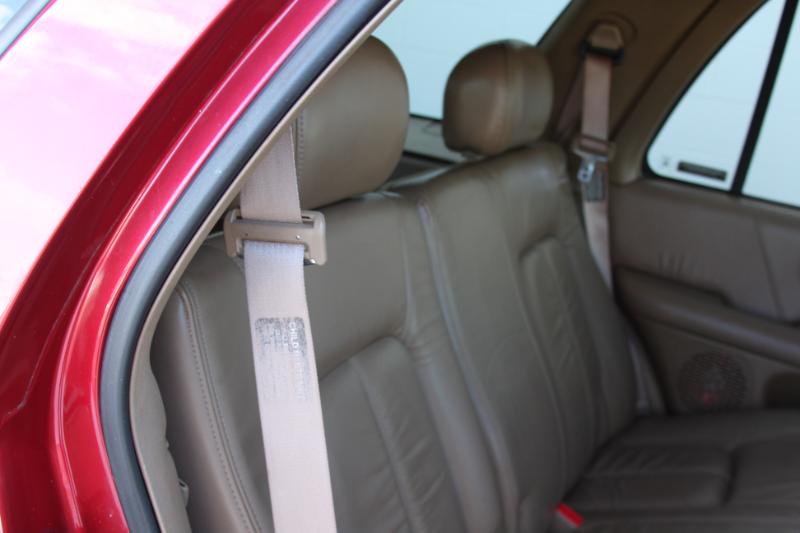 Oldsmobile Bravada AWD 2000