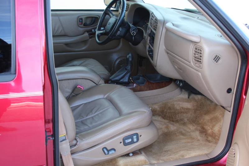 Oldsmobile Bravada AWD 2000