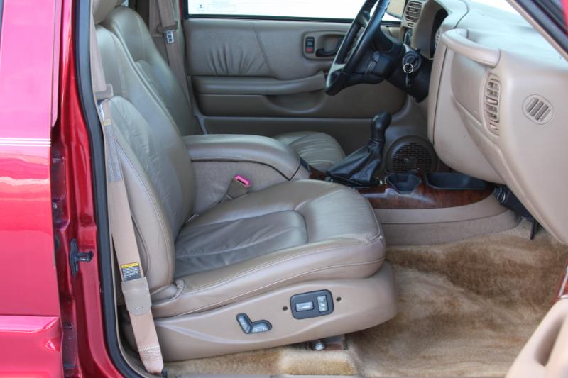 Oldsmobile Bravada AWD 2000