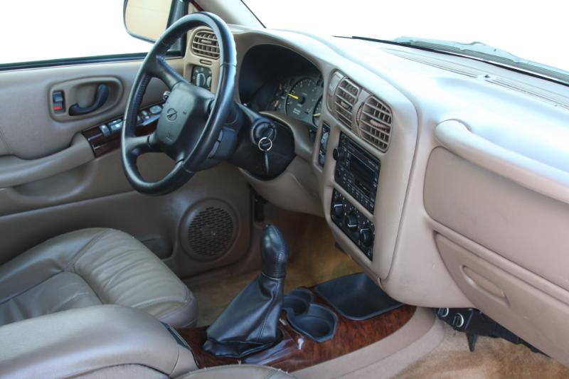 Oldsmobile Bravada AWD 2000