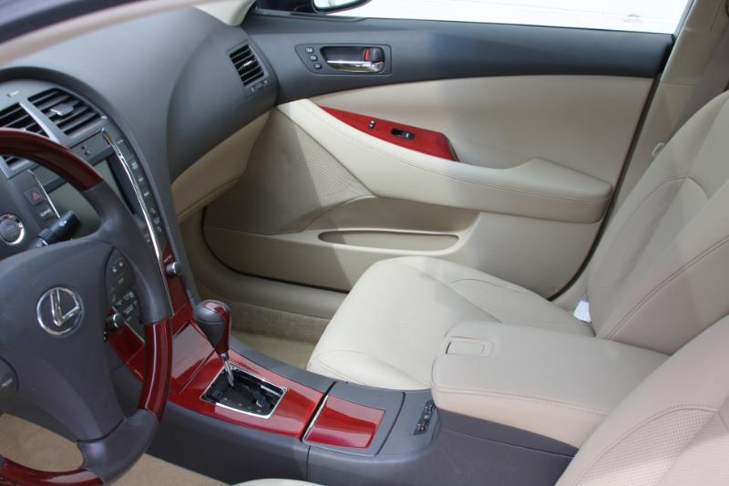 Lexus ES 350 Sedan 2009