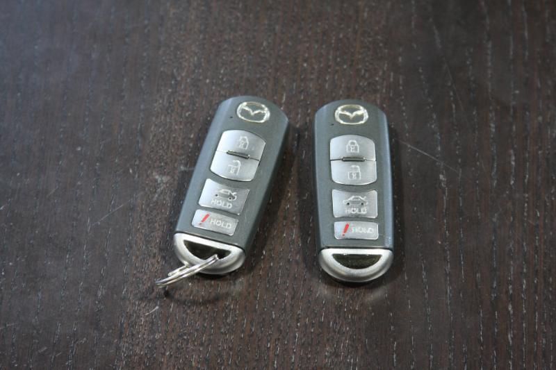 Mazda MX-5 Miata  2010