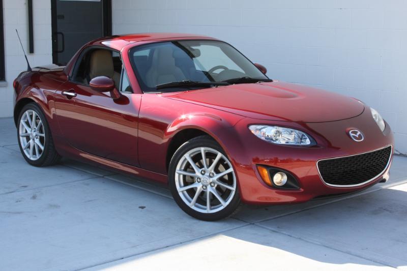 Mazda MX-5 Miata  2010