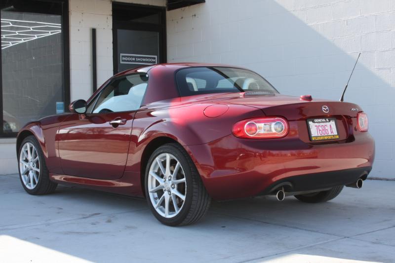 Mazda MX-5 Miata  2010