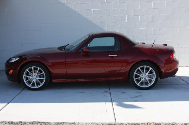 Mazda MX-5 Miata  2010
