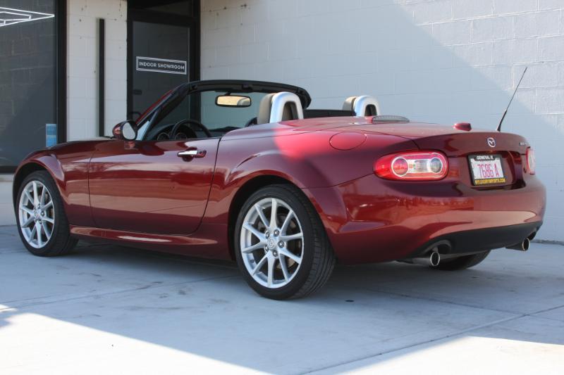 Mazda MX-5 Miata  2010