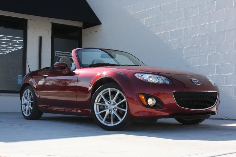 Mazda MX-5 Miata  2010