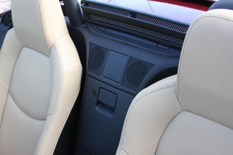 Mazda MX-5 Miata  2010