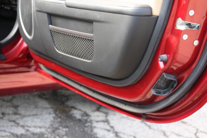 Mazda MX-5 Miata  2010