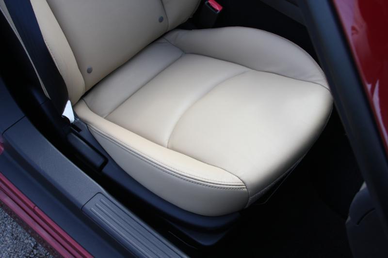 Mazda MX-5 Miata  2010