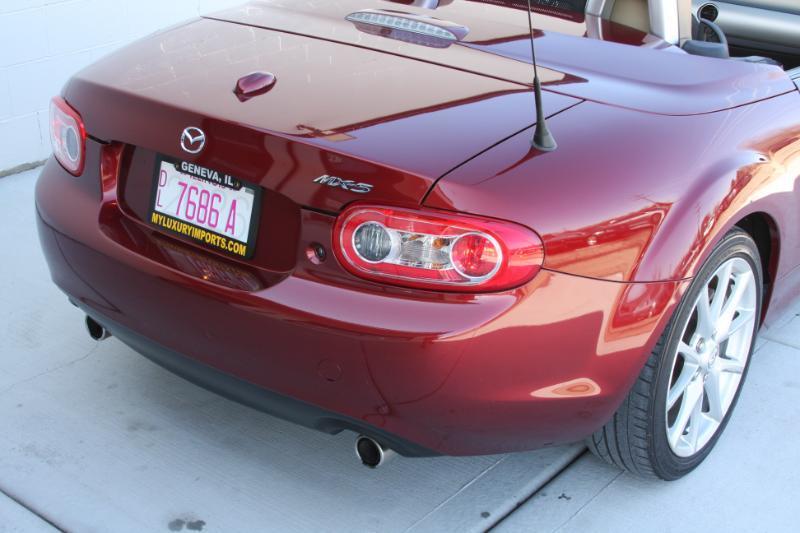 Mazda MX-5 Miata  2010
