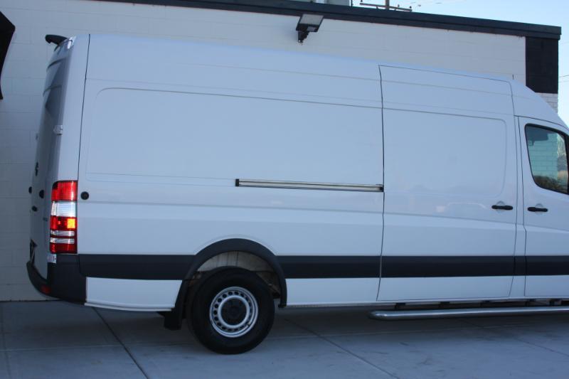 Mercedes-Benz Sprinter 2500 High Roof 170-in. WB 2018