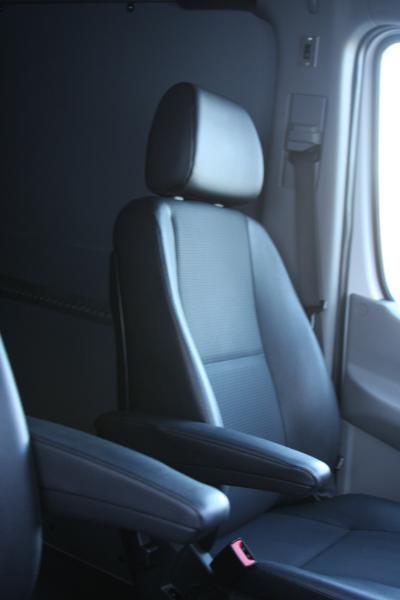 Mercedes-Benz Sprinter 2500 High Roof 170-in. WB 2018