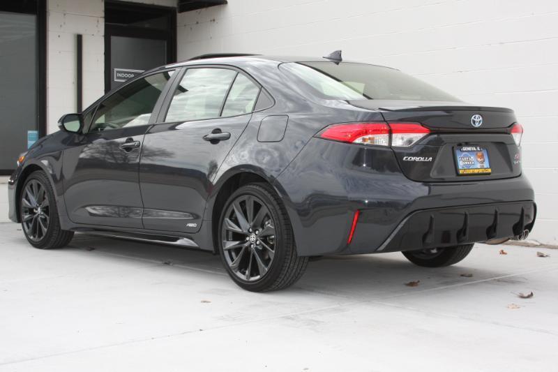 Toyota Corolla Hybrid  2025