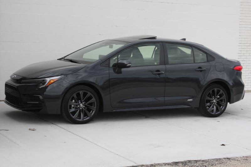 Toyota Corolla Hybrid  2025