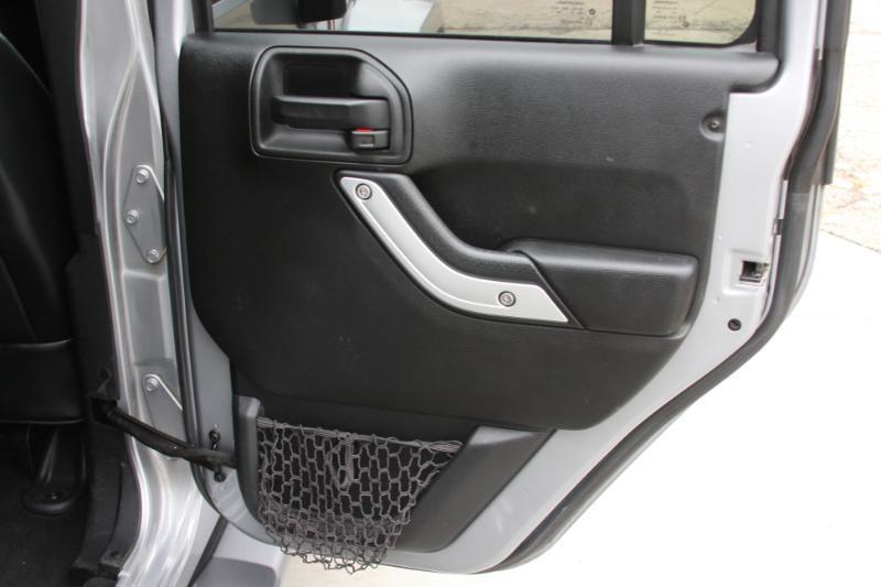 Jeep Wrangler Unlimited Sahara 4WD 2016