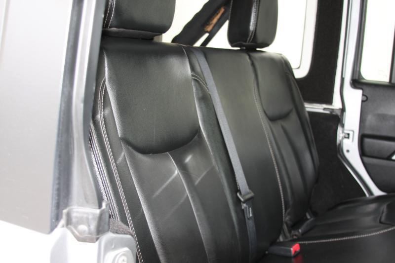 Jeep Wrangler Unlimited Sahara 4WD 2016