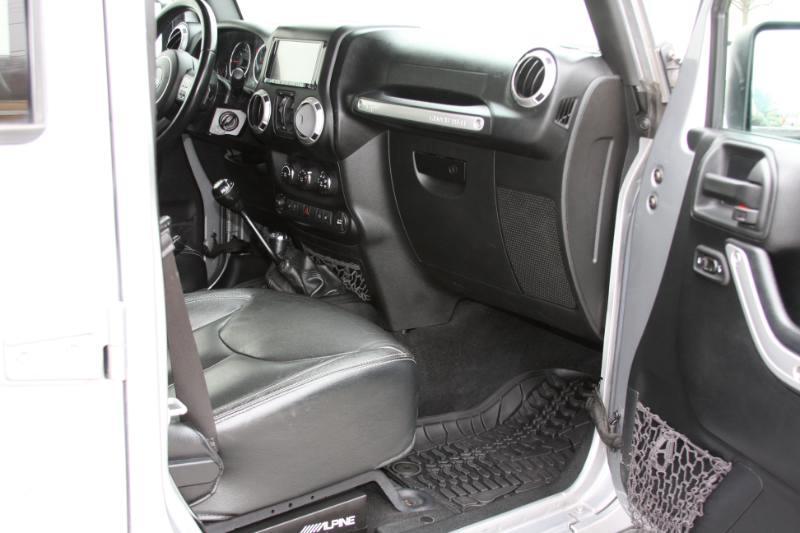 Jeep Wrangler Unlimited Sahara 4WD 2016