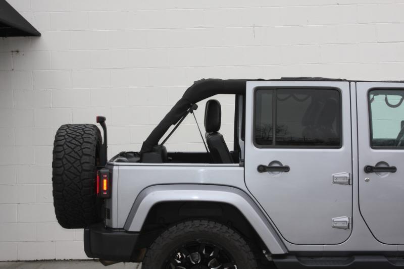 Jeep Wrangler Unlimited Sahara 4WD 2016