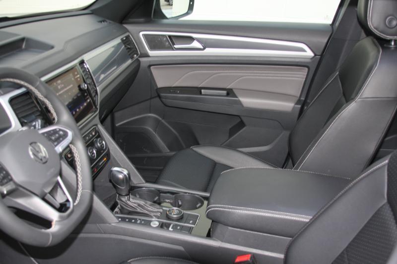 Volkswagen Atlas Cross Sport SEL 4MOTION 2021