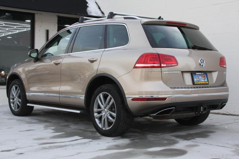 Volkswagen Touareg TDI Sport w/Technology 2016