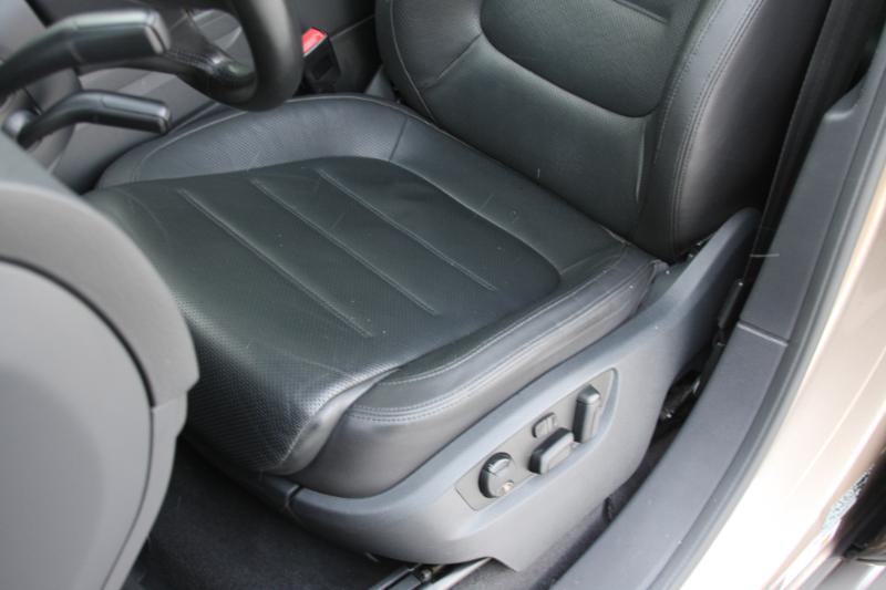 Volkswagen Touareg TDI Sport w/Technology 2016