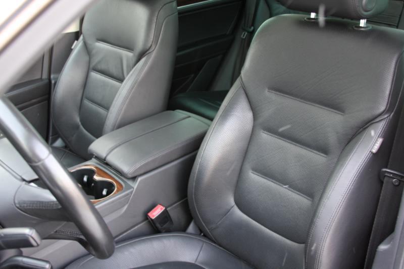 Volkswagen Touareg TDI Sport w/Technology 2016