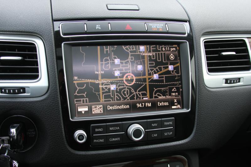 Volkswagen Touareg TDI Sport w/Technology 2016