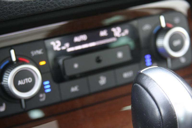 Volkswagen Touareg TDI Sport w/Technology 2016