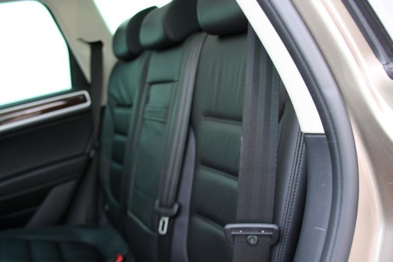 Volkswagen Touareg TDI Sport w/Technology 2016