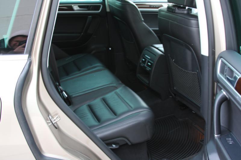 Volkswagen Touareg TDI Sport w/Technology 2016