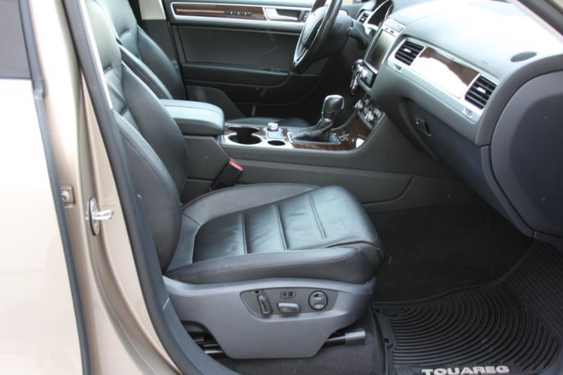Volkswagen Touareg TDI Sport w/Technology 2016