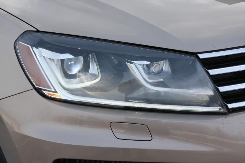 Volkswagen Touareg TDI Sport w/Technology 2016