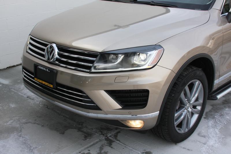 Volkswagen Touareg TDI Sport w/Technology 2016