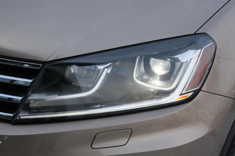 Volkswagen Touareg TDI Sport w/Technology 2016