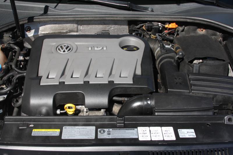 Volkswagen Passat 2.0L TDI SEL Premium 2014