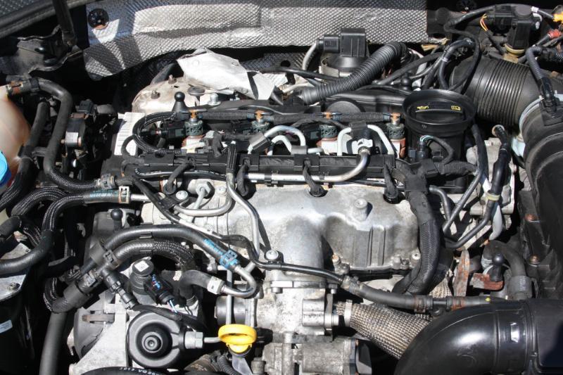 Volkswagen Passat 2.0L TDI SEL Premium 2014