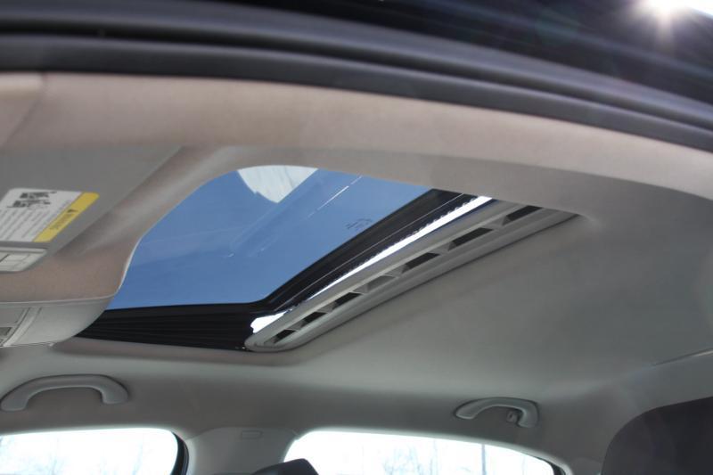 Volkswagen Passat 2.0L TDI SEL Premium 2014