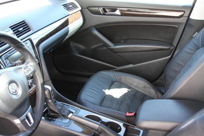 Volkswagen Passat 2.0L TDI SEL Premium 2014