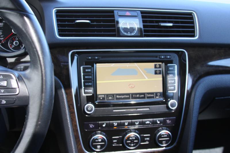 Volkswagen Passat 2.0L TDI SEL Premium 2014