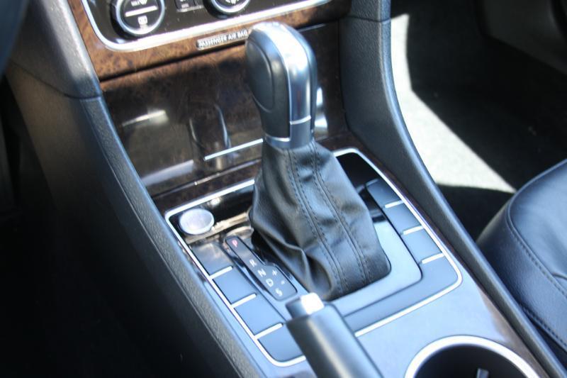 Volkswagen Passat 2.0L TDI SEL Premium 2014