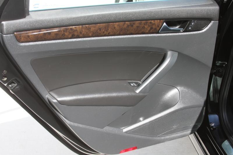 Volkswagen Passat 2.0L TDI SEL Premium 2014