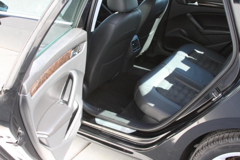 Volkswagen Passat 2.0L TDI SEL Premium 2014